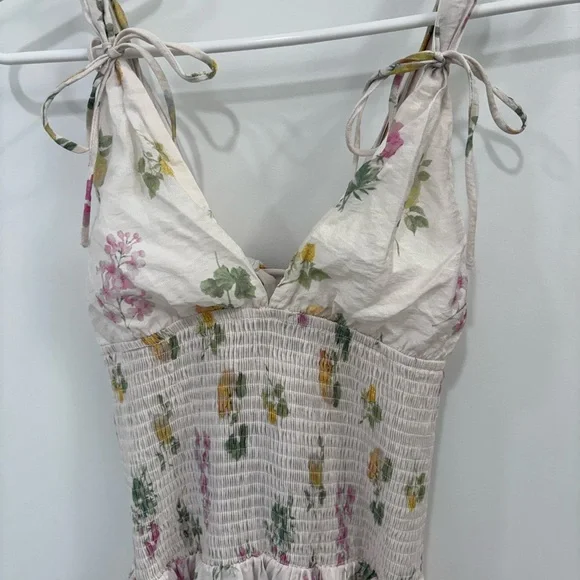 Petal and Pup Reverie Smocked Maxi Dress in Purple Ditzy Floral Size Medium - Picture 4 of 12